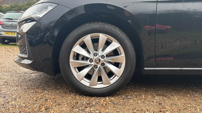 Skoda Superb 2.0 TDI SE Technology 5dr DSG Diesel Estate